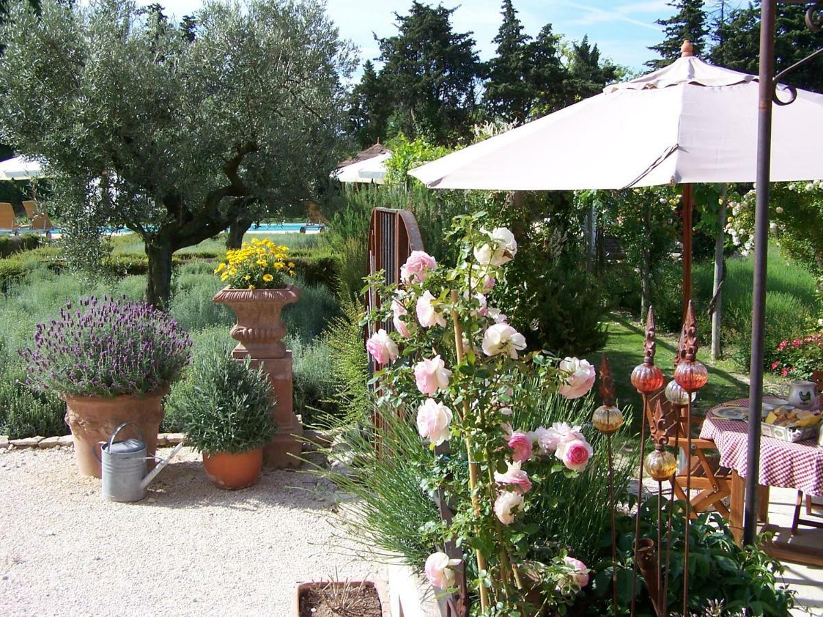 Bed and Breakfast La Capucine Lagnes Zewnętrze zdjęcie