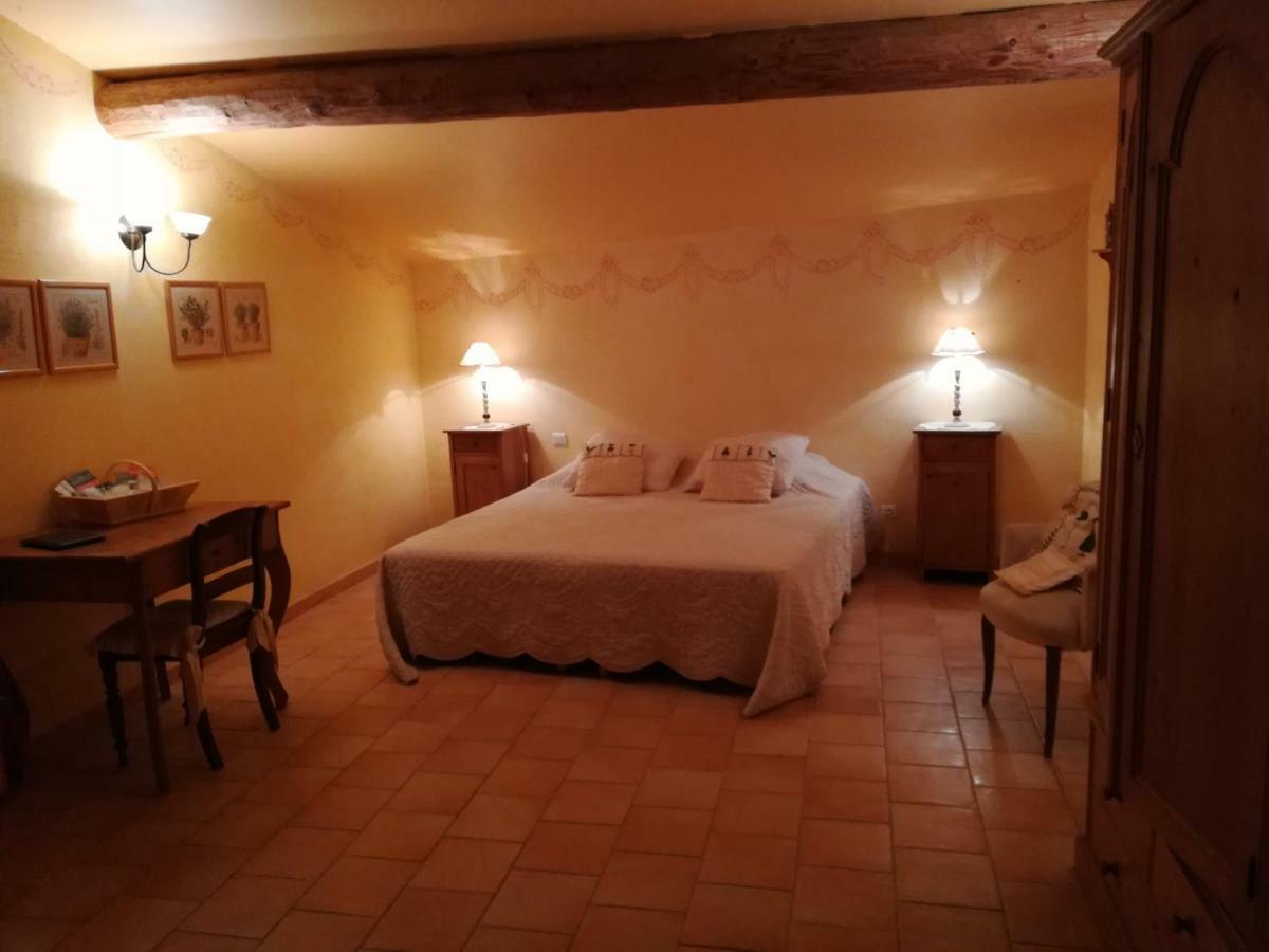 Bed and Breakfast La Capucine Lagnes Zewnętrze zdjęcie